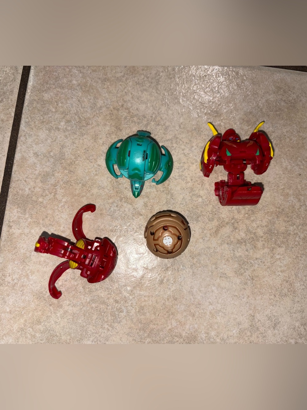 Bakugan figures 4 bundle